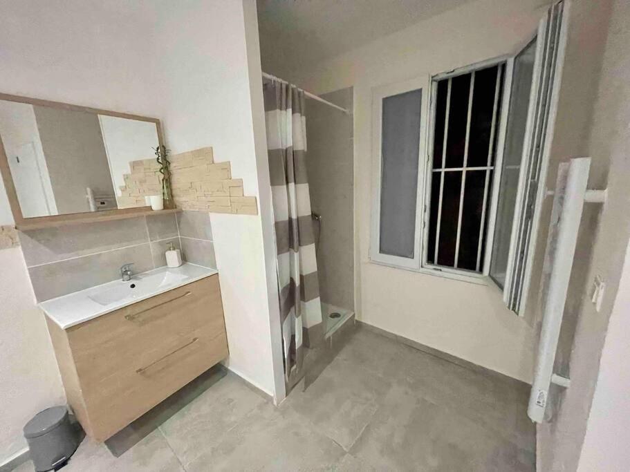 Toulon: Superbe Appartement Atypique 2 Chambres المظهر الخارجي الصورة