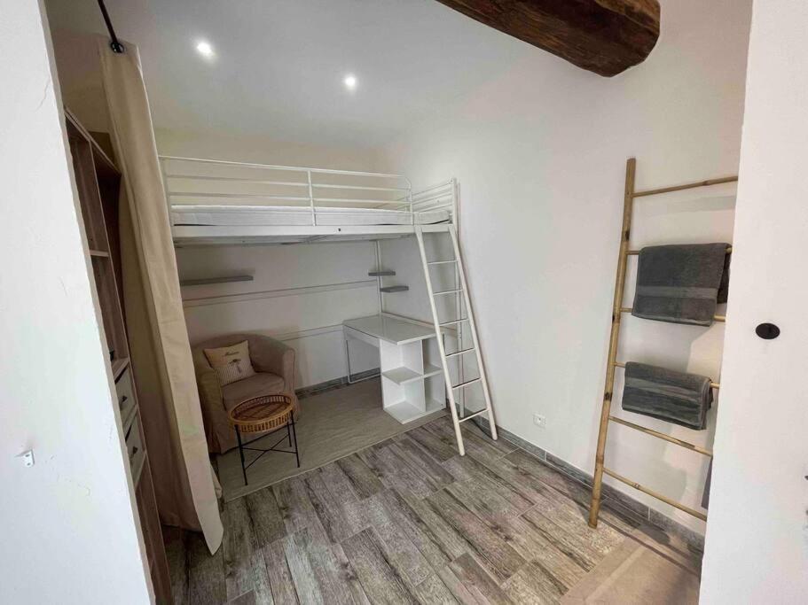 Toulon: Superbe Appartement Atypique 2 Chambres المظهر الخارجي الصورة